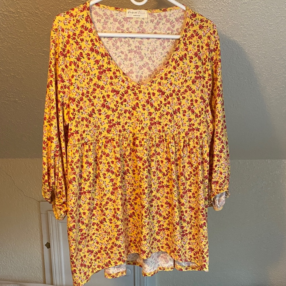 Perfect Peach women’s size medium top